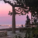 Monovano Di Schiso *