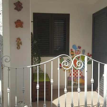 Monovano Di Schiso Apartment